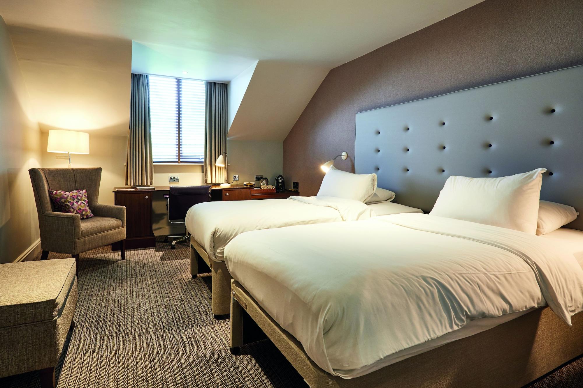 Aztec Hotel And Spa อัลมอนด์สเบอรี ภายนอก รูปภาพ