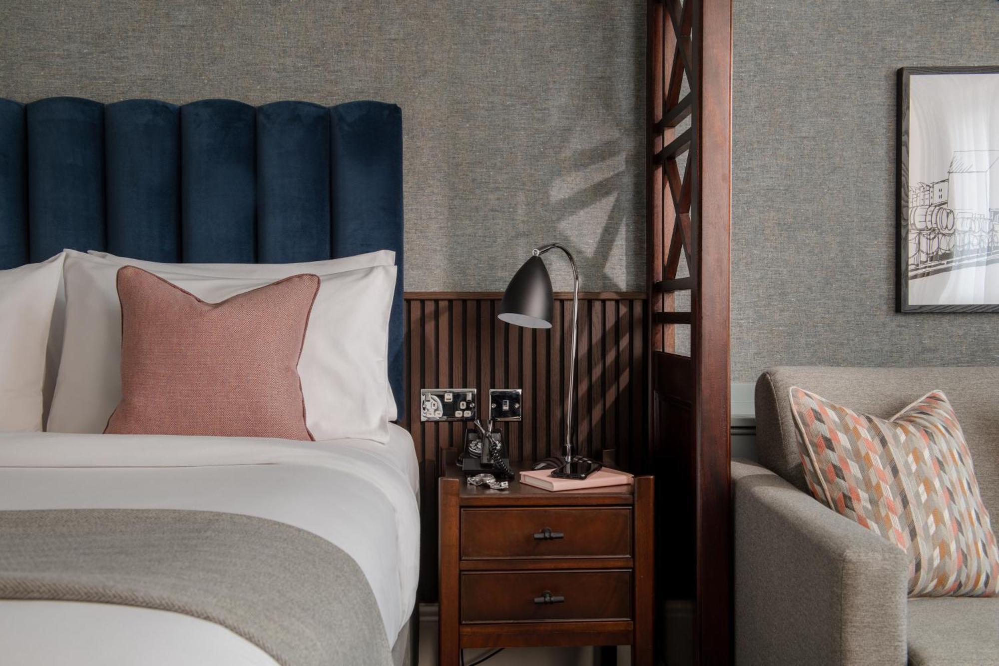 Aztec Hotel And Spa อัลมอนด์สเบอรี ภายนอก รูปภาพ